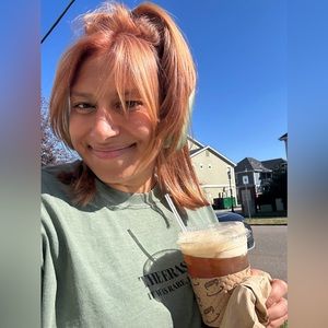 Meet your Posher, Katelyn